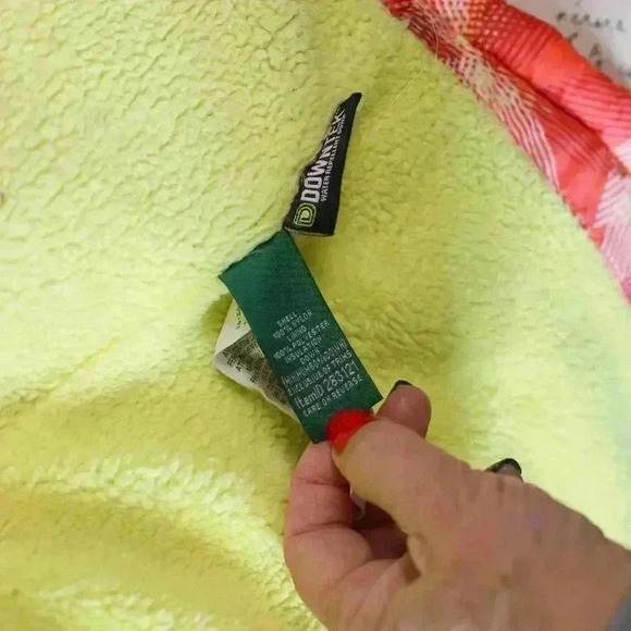 Child's LL Bean Down vest pink/yellow/graphic print size L (14 - 16) - Downtek - Picture 14 of 16